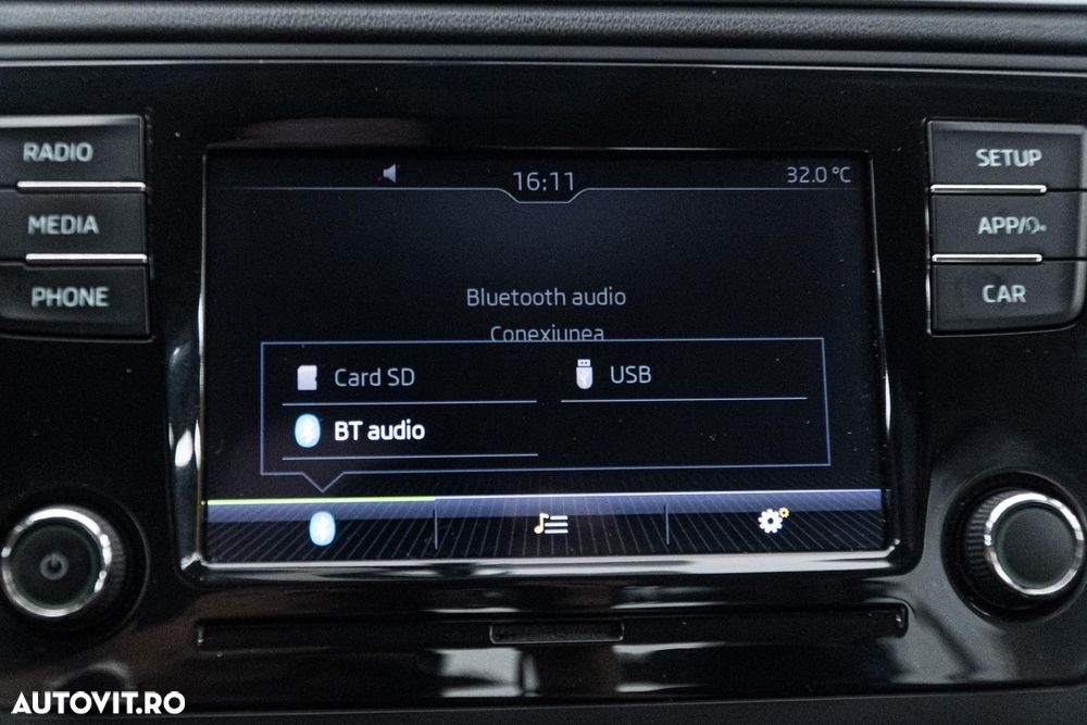 Skoda RAPID 1.0 TSI Style - 30