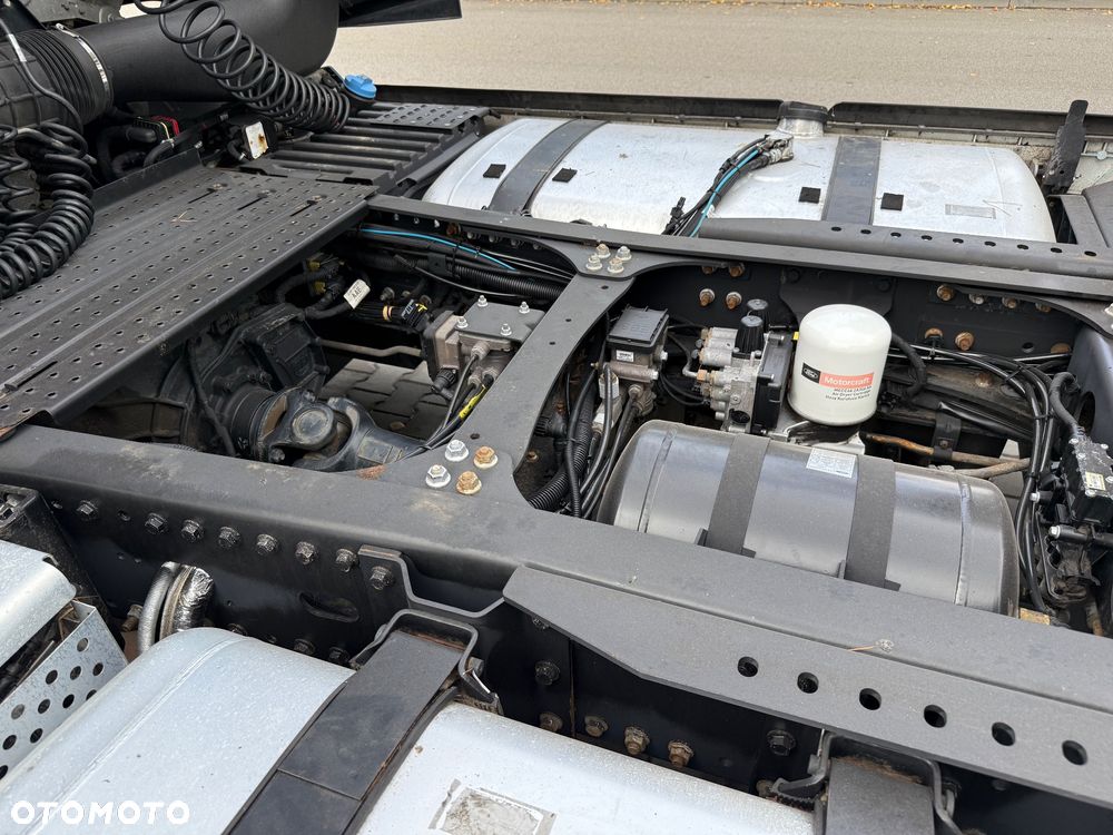 Ford F-MAX GLOB XL AUTOMAT FULLSPOJLERY STANDKLIMA KLIMA LED LODÓWKA SKÓRA NAVI ACC 2xALUTANK 360000km FULLSERWIS FORD EURO 6 2022 ŁADNY IGŁA - 8