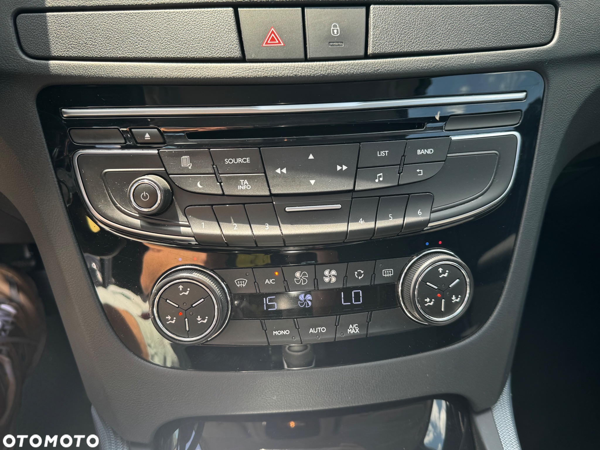 Peugeot 508 1.6 T Business Line - 25
