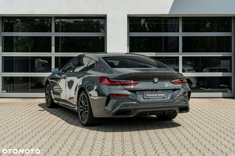 BMW Seria 8 - 7