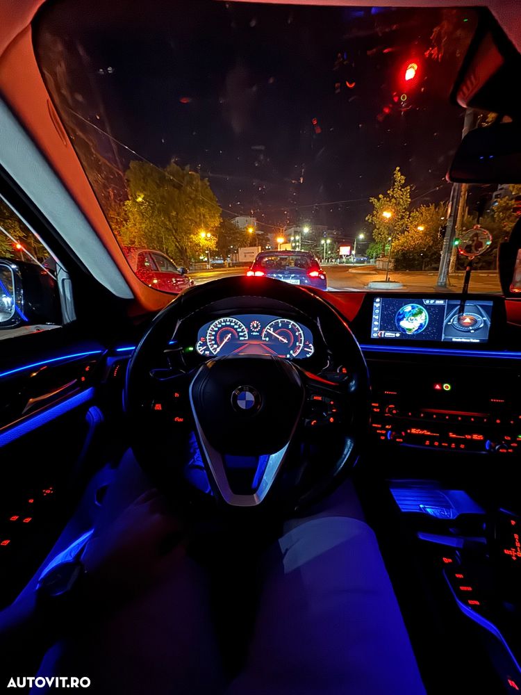 BMW Seria 5 520d Efficient Dynamics Edition Aut. Sport Line - 7