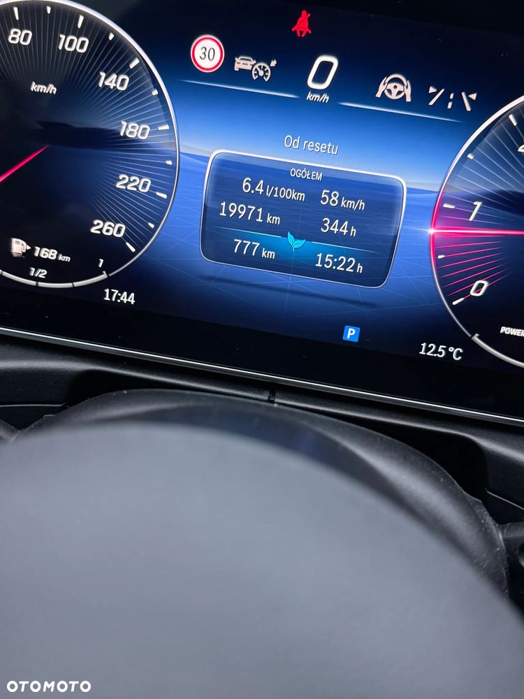 Mercedes-Benz Klasa C 220 d mHEV 4-Matic AMG - 10