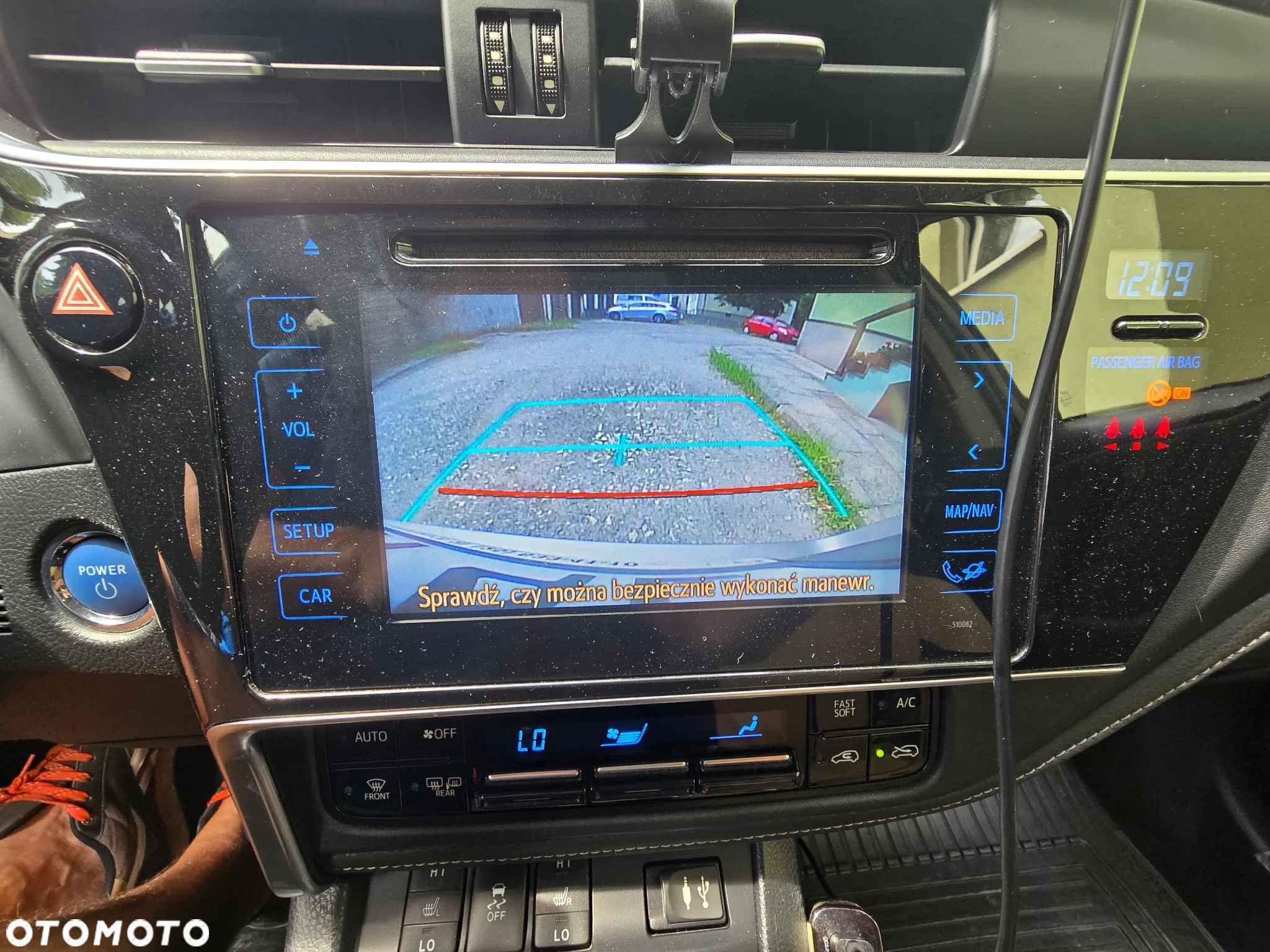 Toyota Auris - 12