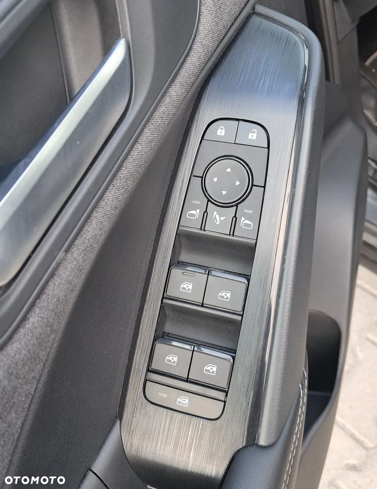 Nissan Qashqai 1.3 DIG-T MHEV N-Connecta Xtronic - 17