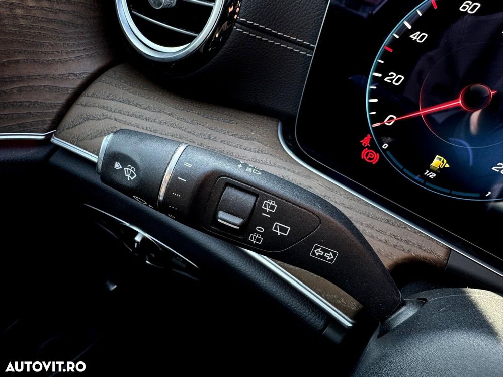 Mercedes-Benz E - 15