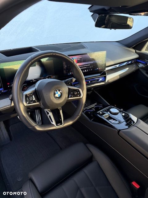 BMW Seria 5 520i M Sport Edition - 11