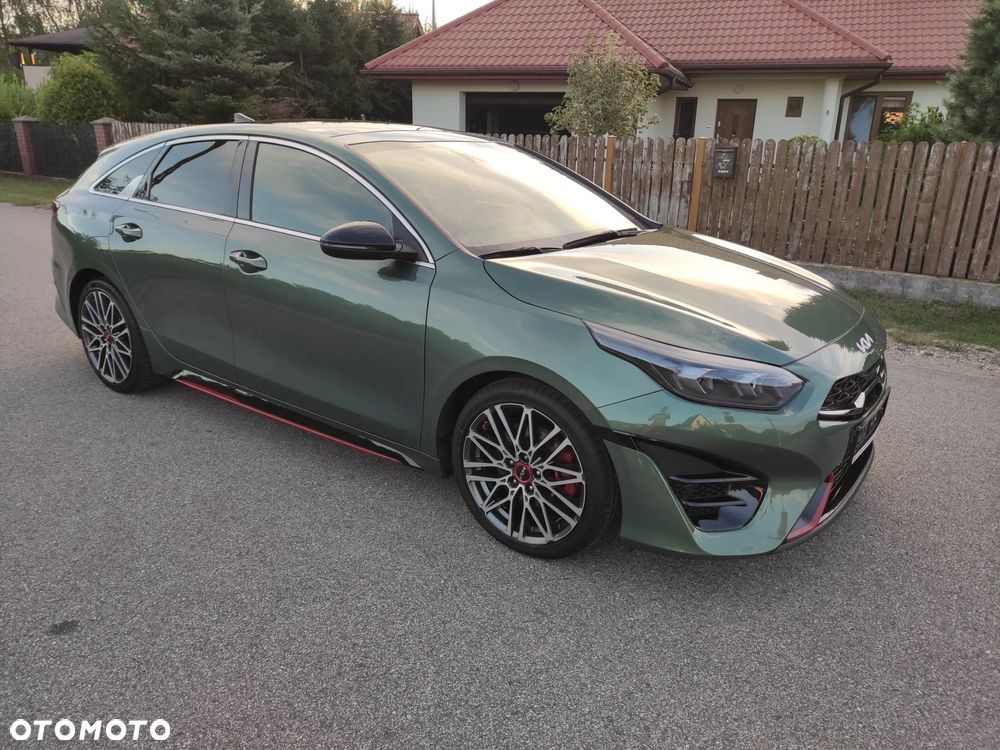 Kia ProCeed 1.6 T-GDI GT DCT - 12