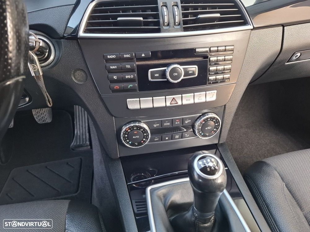Mercedes-Benz C 220 - 14