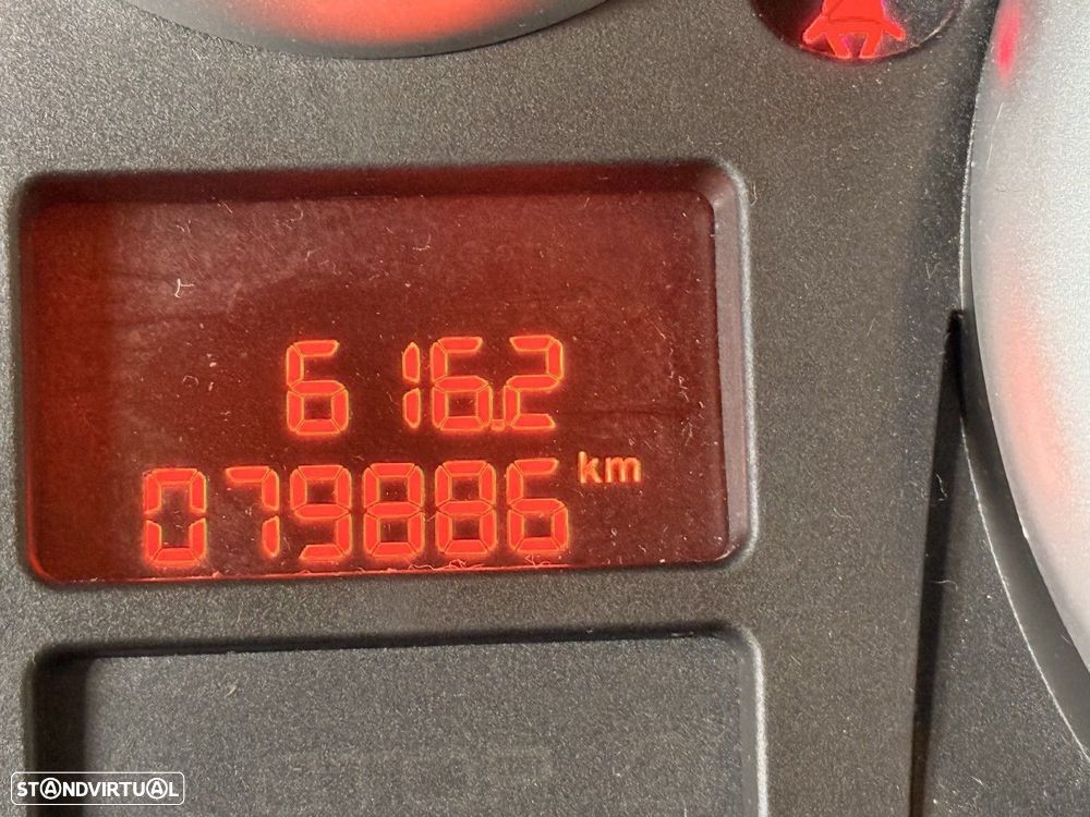 Peugeot 207 1.4 16V Active - 6