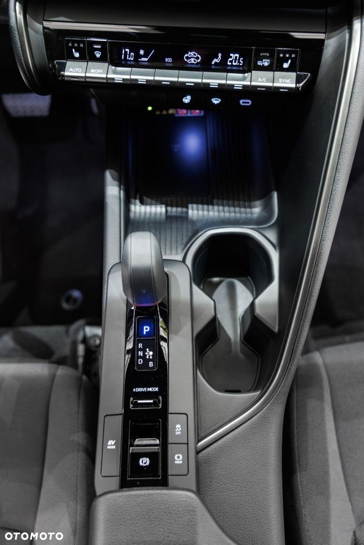 Toyota C-HR - 31