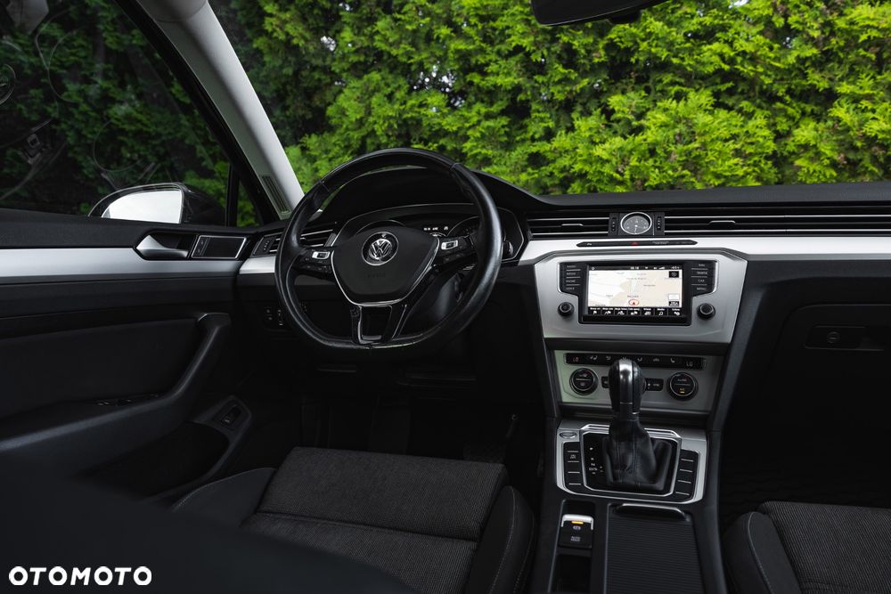 Volkswagen Passat 1.4 TSI ACT (BlueMotion Technology) DSG Highline - 24