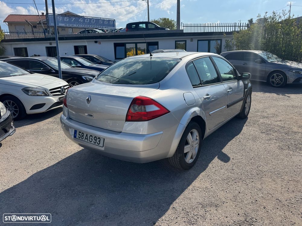 Renault Mégane 1.5 dCi Confort Authentique - 15