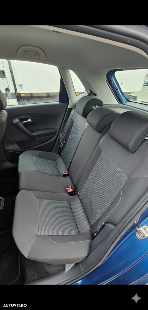 Volkswagen Polo 1.4 TDI (Blue Motion Technology) Comfortline - 18