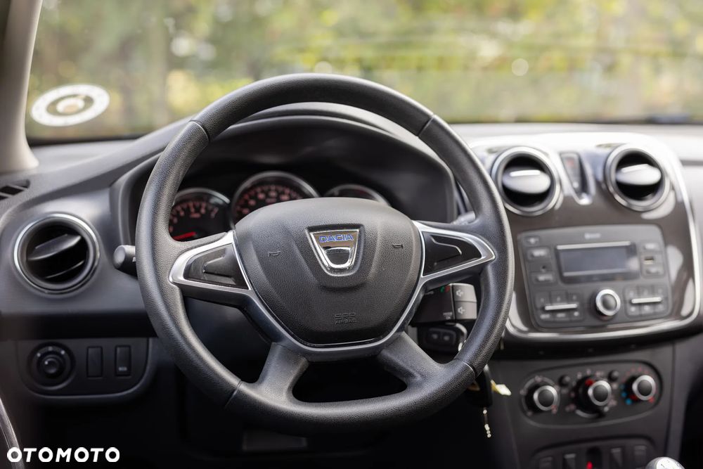 Dacia Sandero - 16