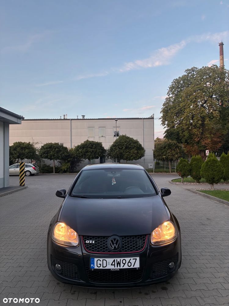 Volkswagen Golf 2.0 TSI GTI - 12