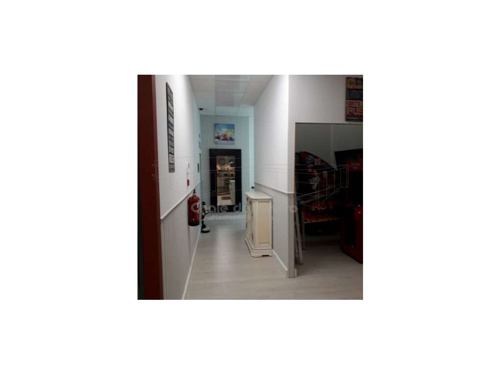 ARRENDA-SE ESCRITÓRIOS/GABINETES DE TRABALHO - Grande imagem: 3/13