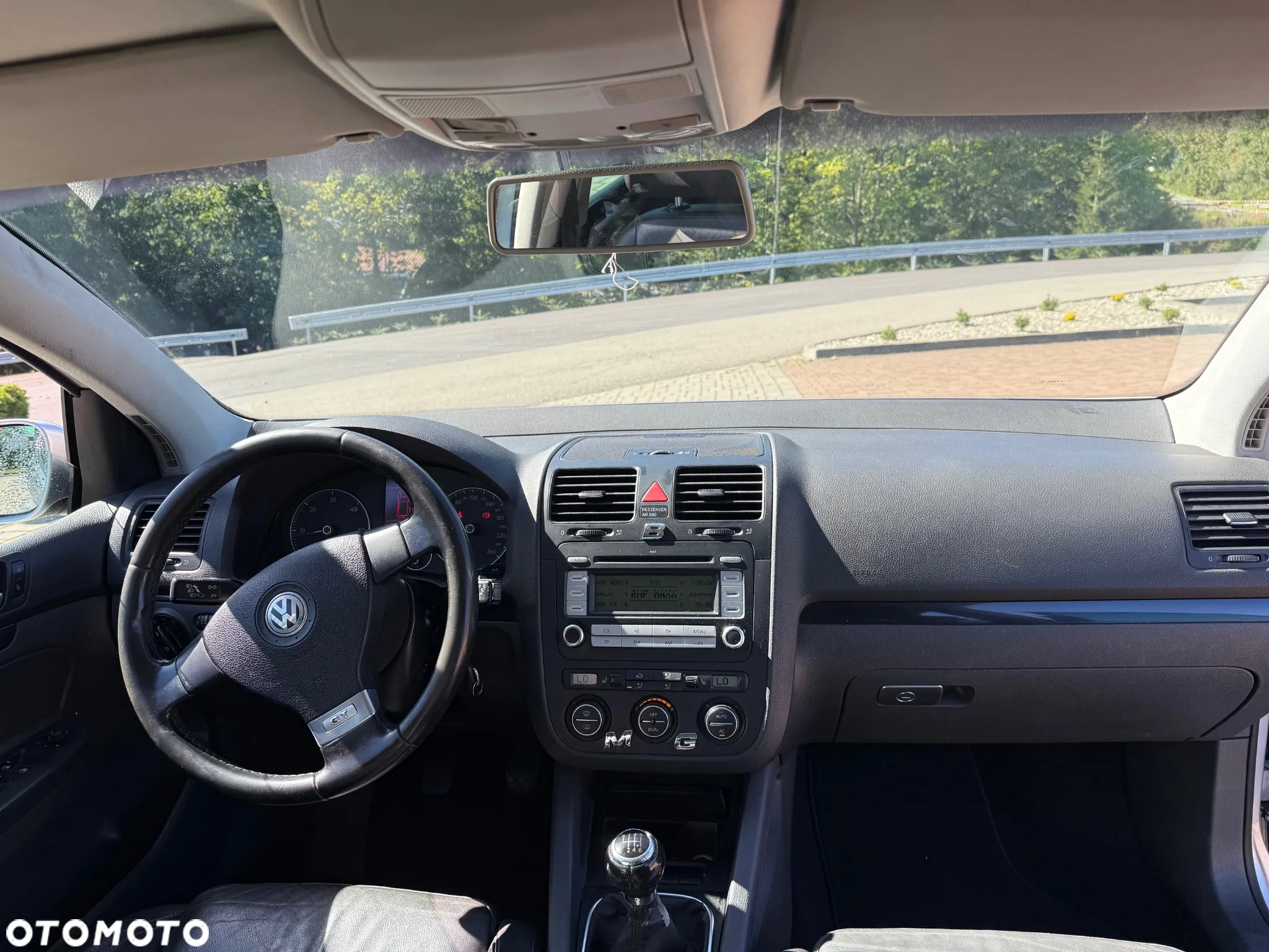 Volkswagen Golf 1.9 TDI GT Sport - 14