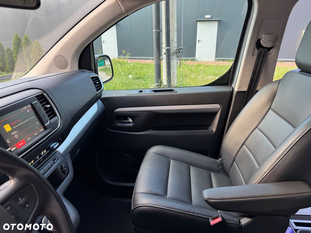 Toyota Proace Verso 2.0 D4-D Long VIP - 36