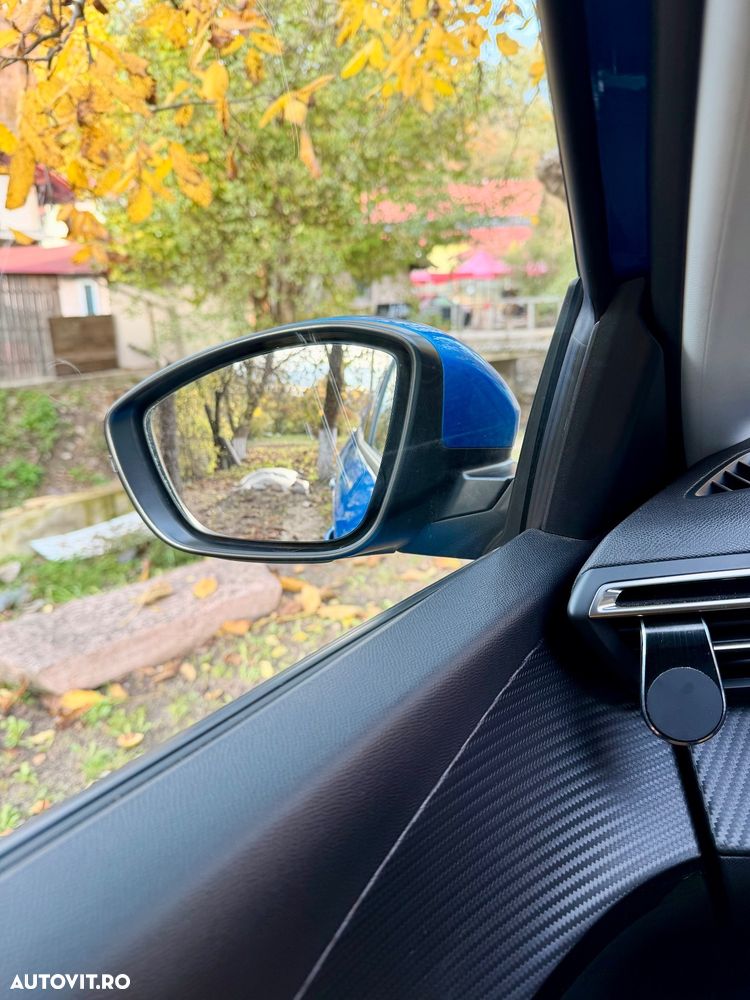 Peugeot 208 1.2 L PureTech STT EAT8 Allure Pack - 13