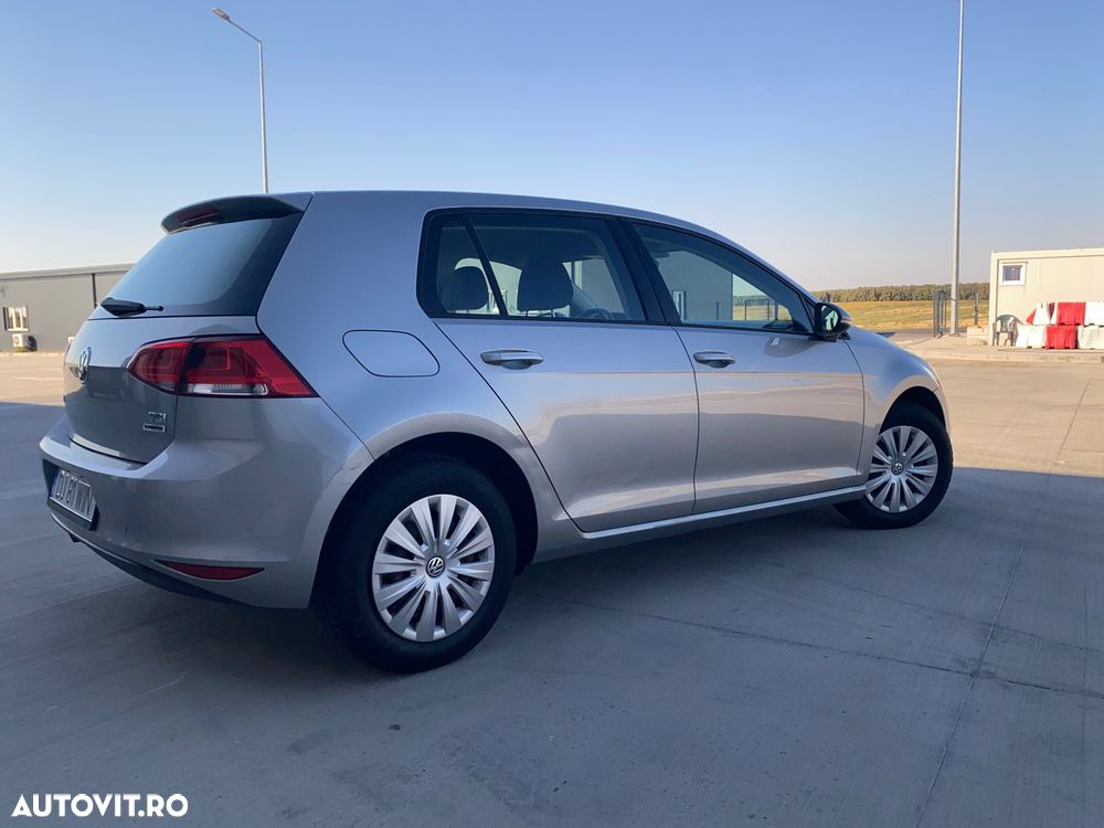 Volkswagen Golf 1.2 TSI BMT Comfortline - 4