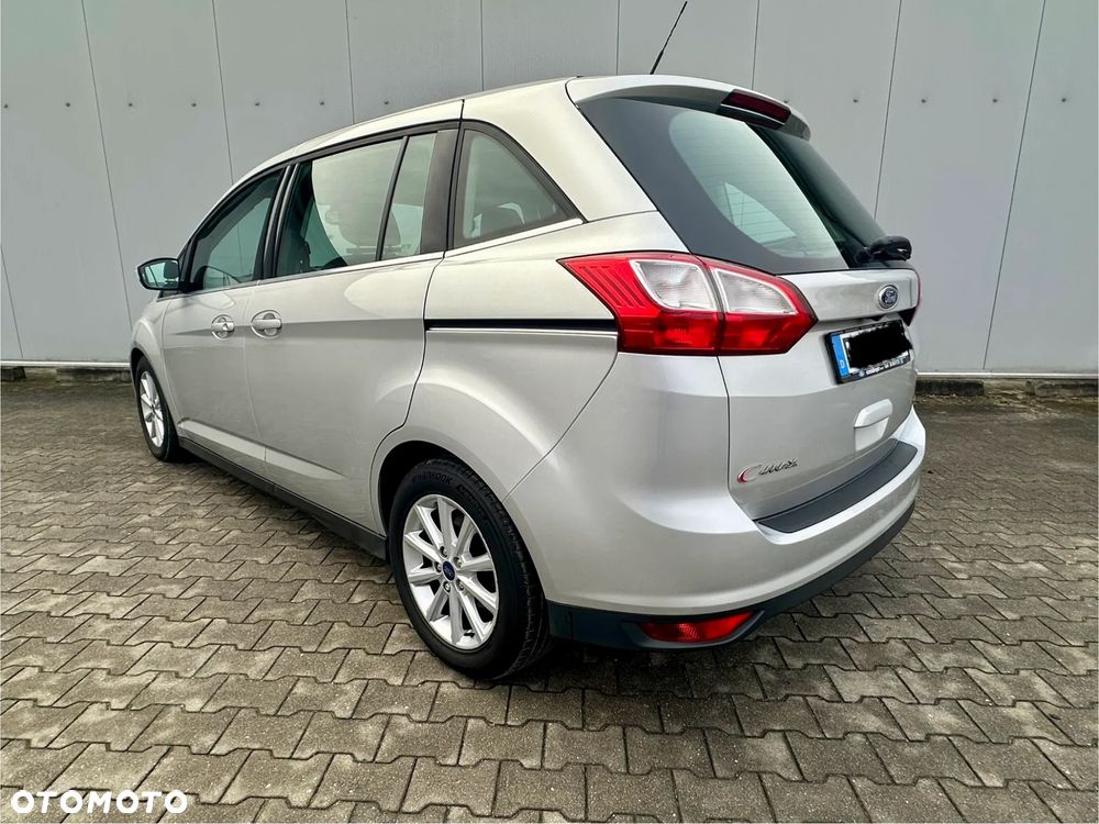 Ford Grand C-MAX - 4