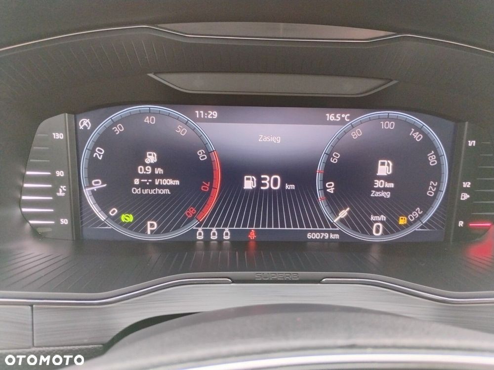 Skoda Superb 1.5 TSI Ambition DSG - 24
