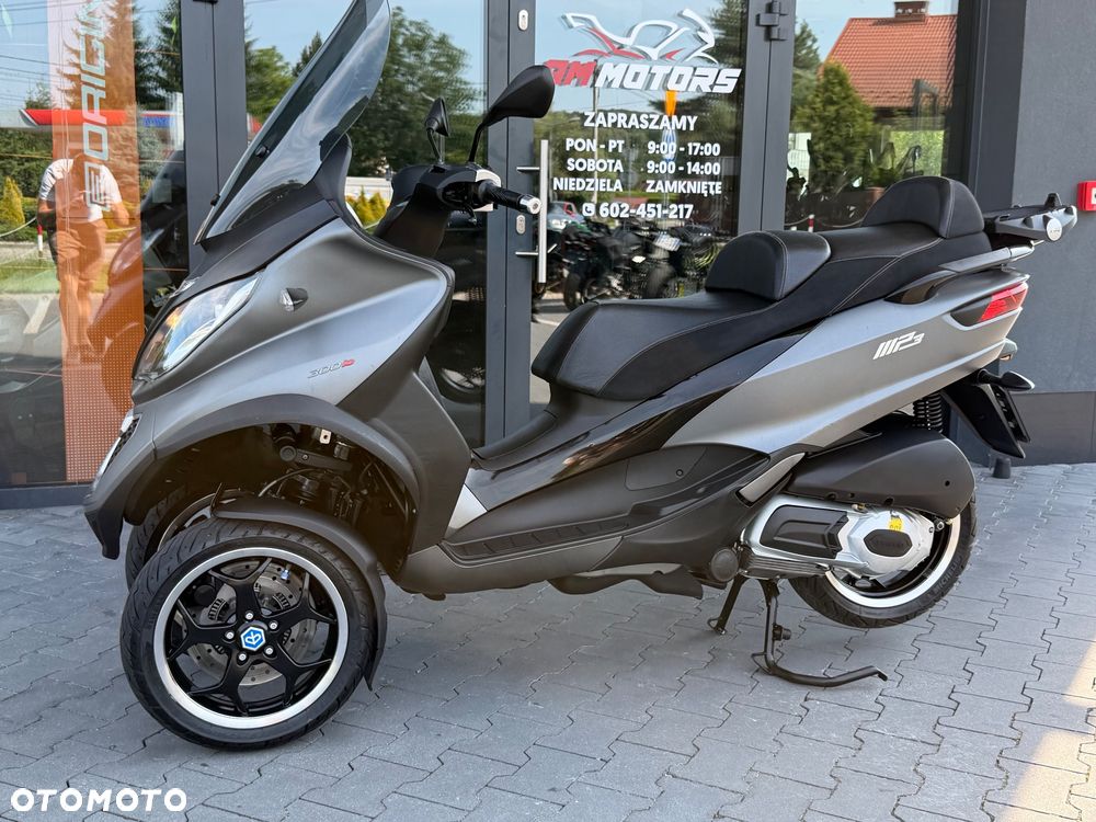 Piaggio MP-3 - 28