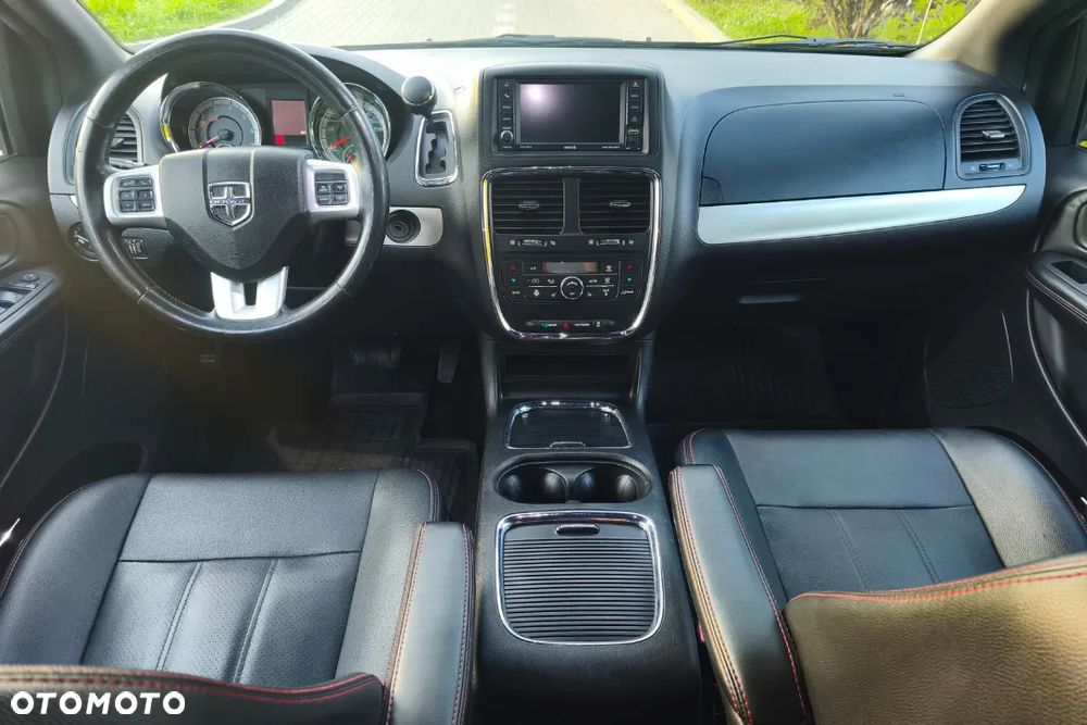 Dodge Grand Caravan 3.6 R/T - 28