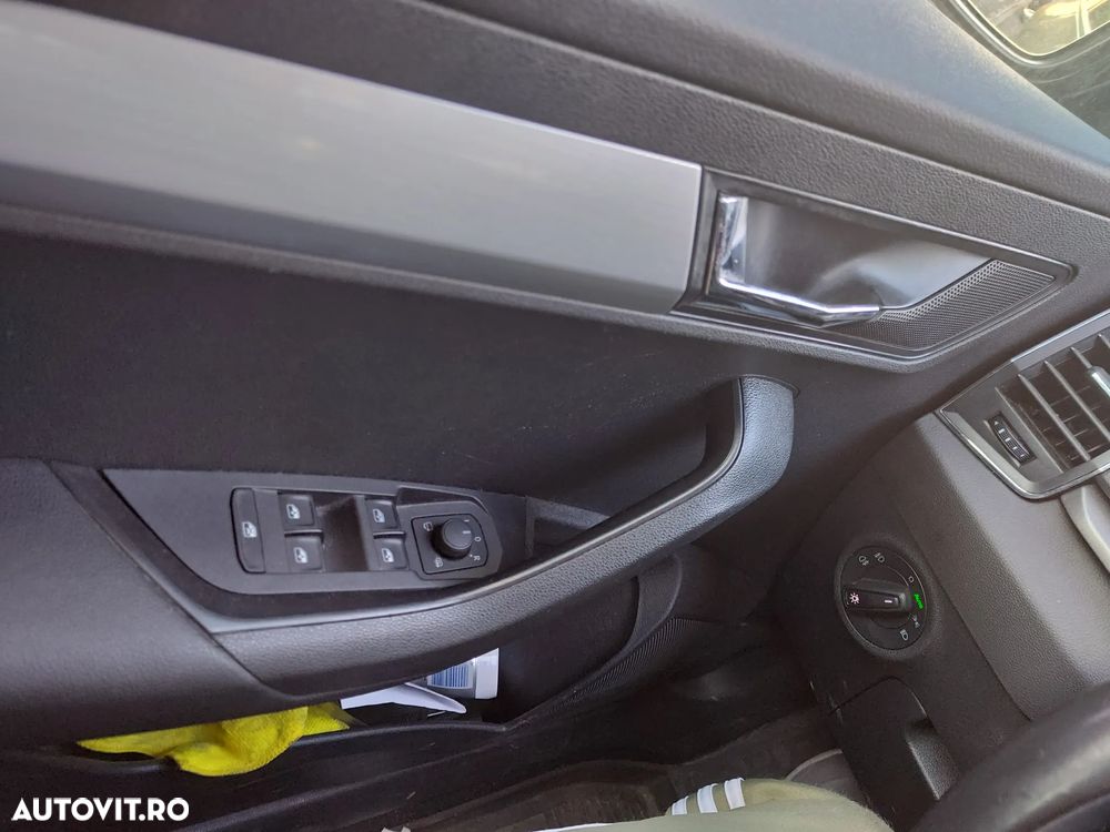 Skoda Karoq 1.6 TDI DSG Style - 10