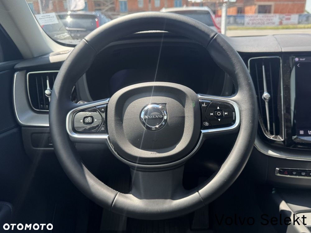 Volvo XC 60 - 30