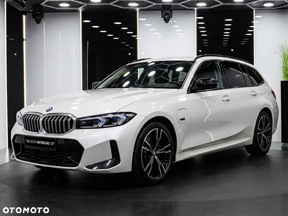 BMW Seria 3 320e PHEV M Sport - 2