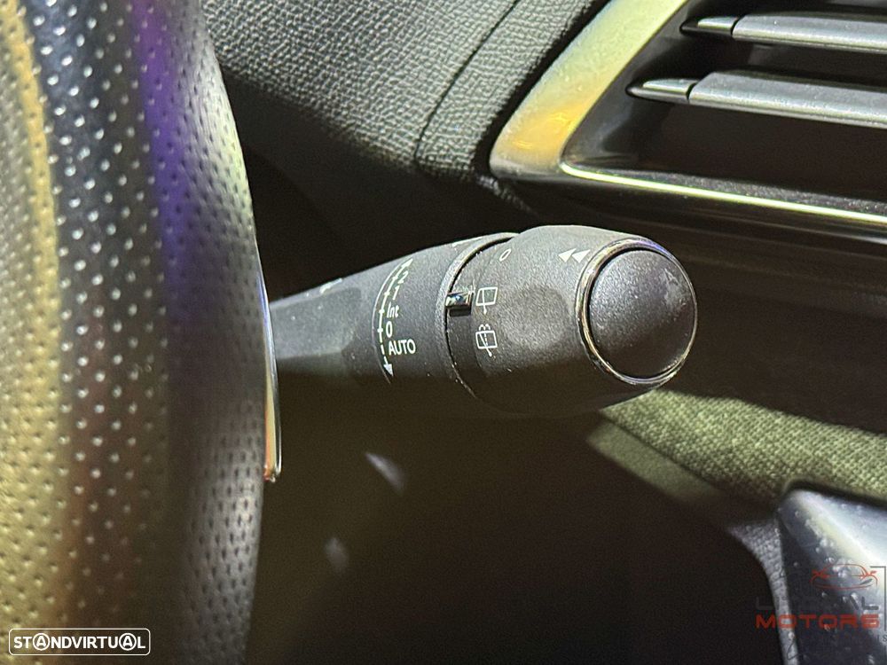Peugeot 3008 1.2 PureTech GT Line EAT8 - 27