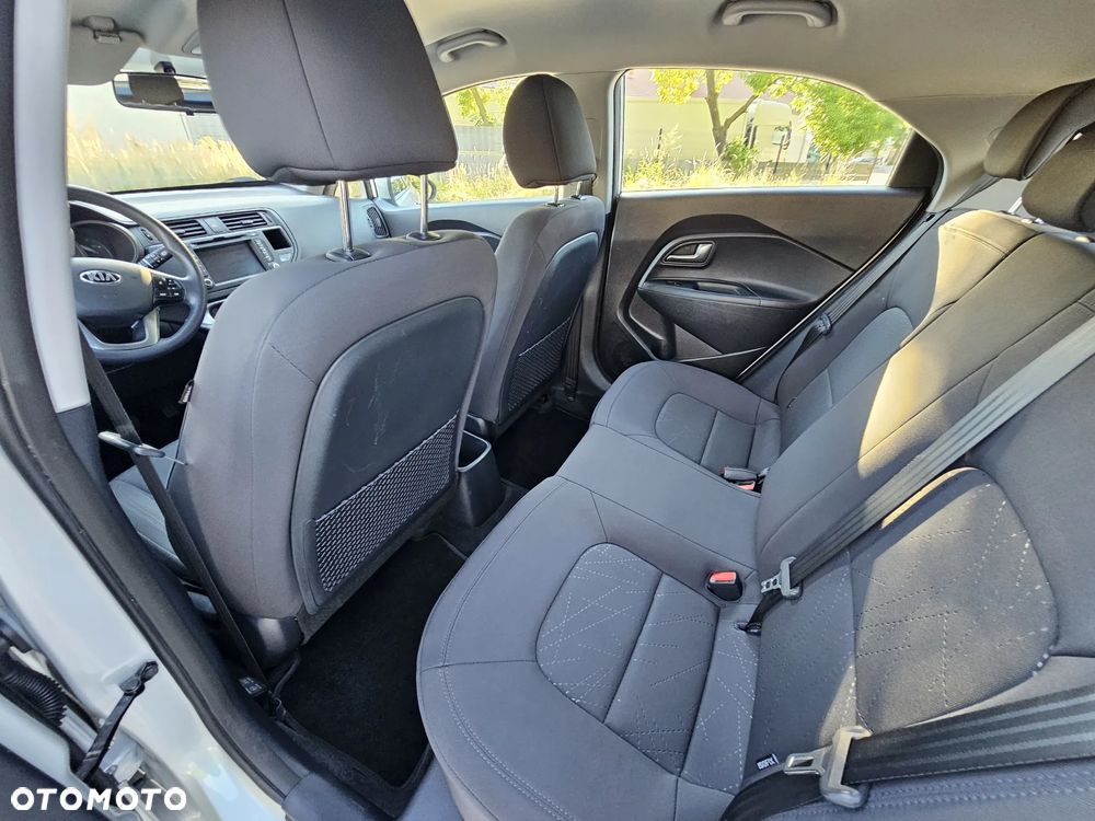 Kia Rio 1.4 Edition 7 - 23