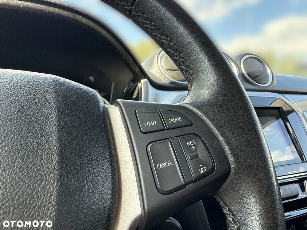 Suzuki Vitara 1.6 Premium 2WD - 21