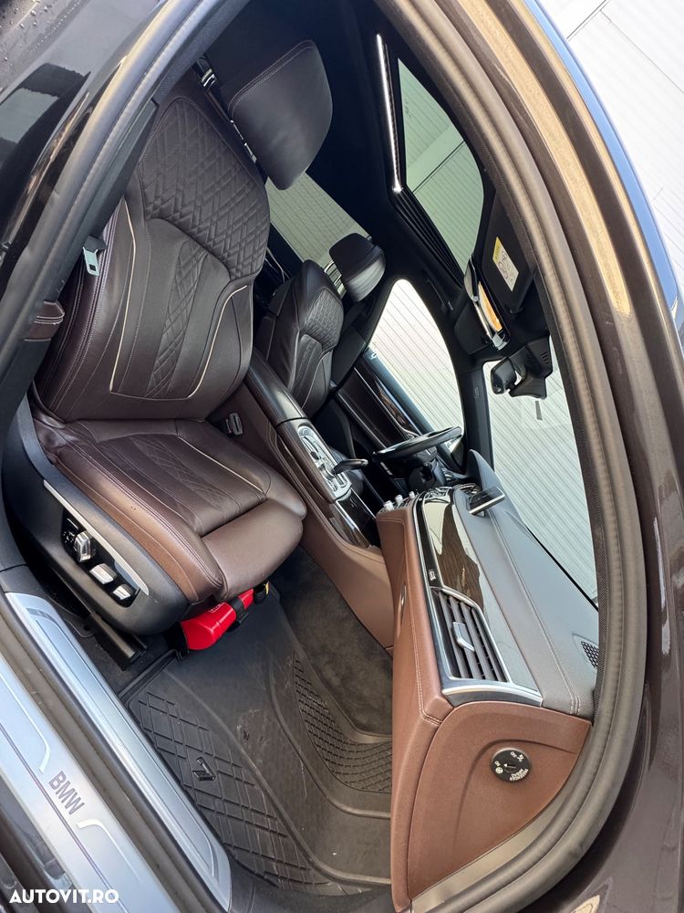 BMW Seria 7 740d xDrive - 7