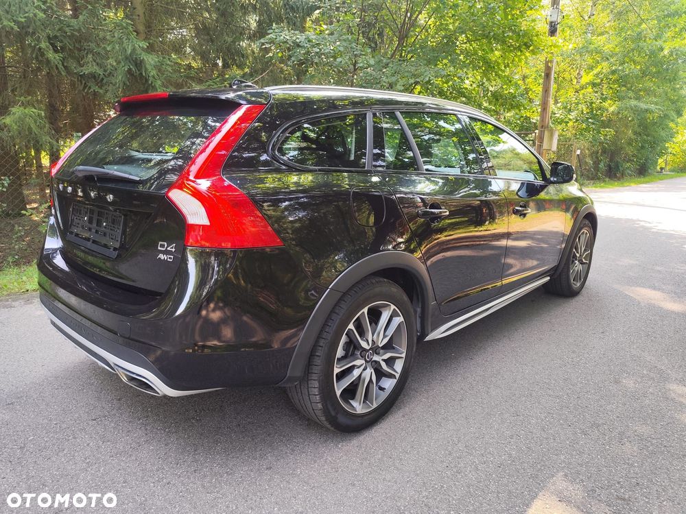 Volvo V60 Cross Country - 7