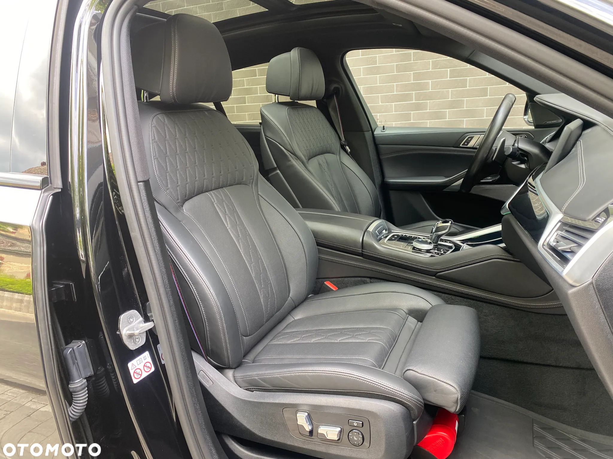BMW X6M - 28