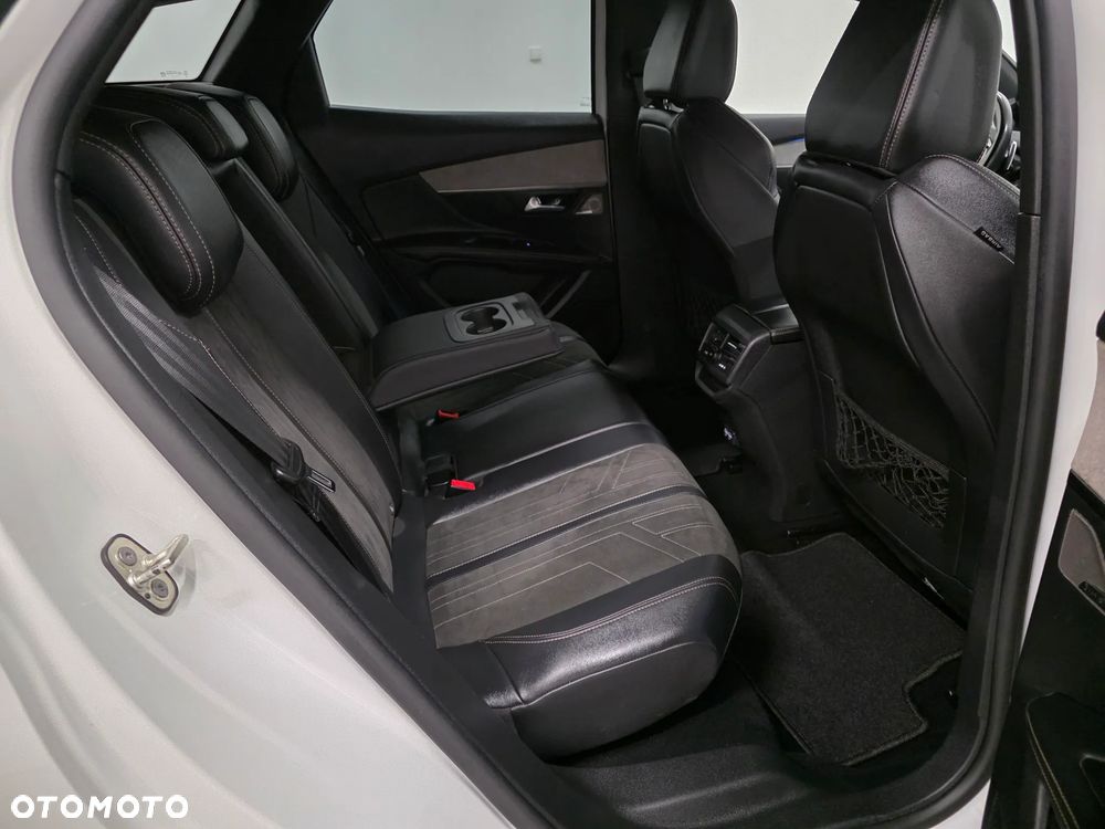Peugeot 3008 BlueHDi 130 Stop & Start EAT8 GT - 19