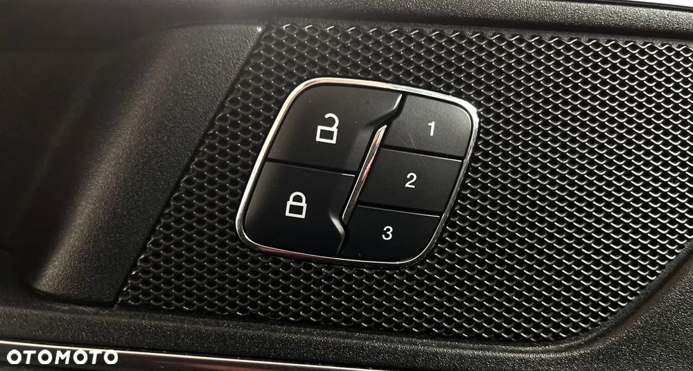 Ford Edge 2.0 TDCi Bi-Turbo 4x4 ST-LINE - 23