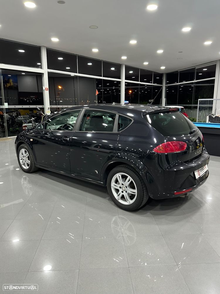 SEAT Leon 1.6 TDI Sport - 8