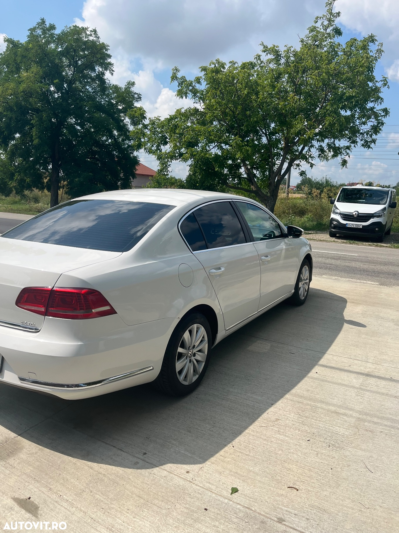 Volkswagen Passat Variant 2.0 TDI 4Motion BlueMotion Technology Comfortline - 5