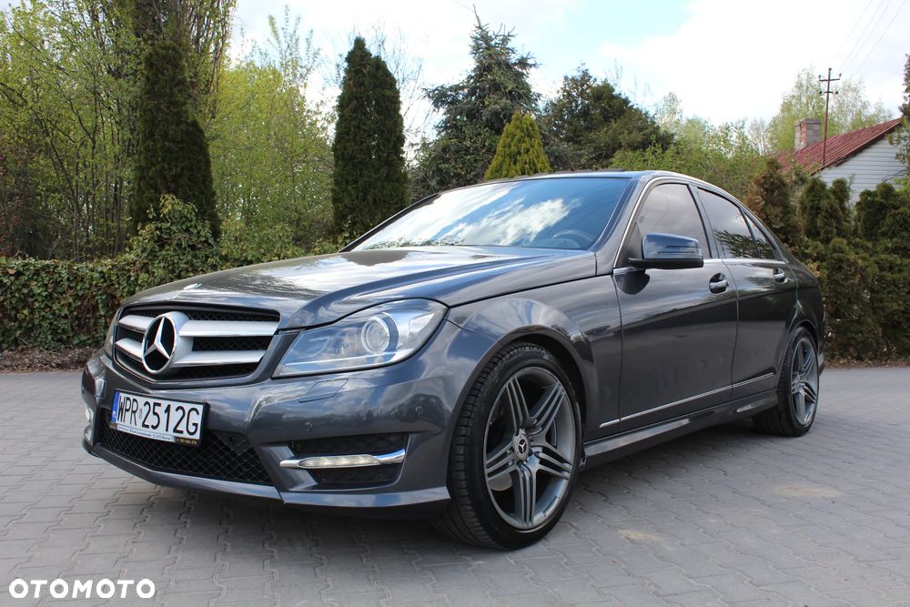 Mercedes-Benz Klasa C 300 7G-TRONIC - 3