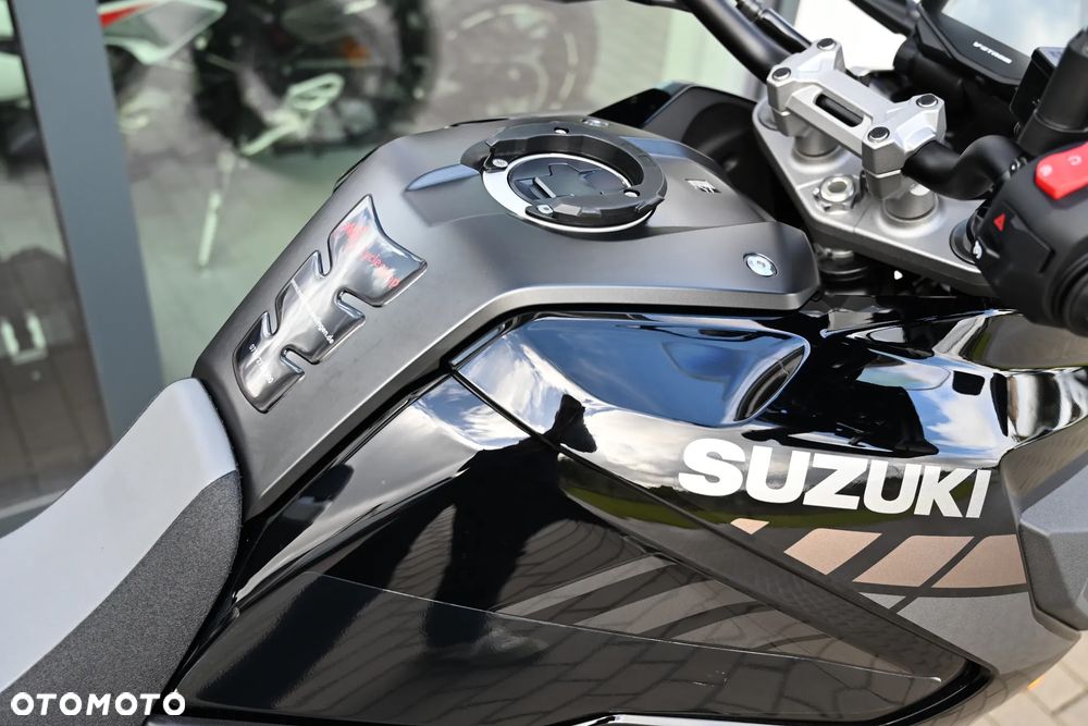 Suzuki V-STROM - 27