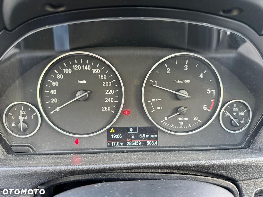 BMW Seria 3 318d - 4