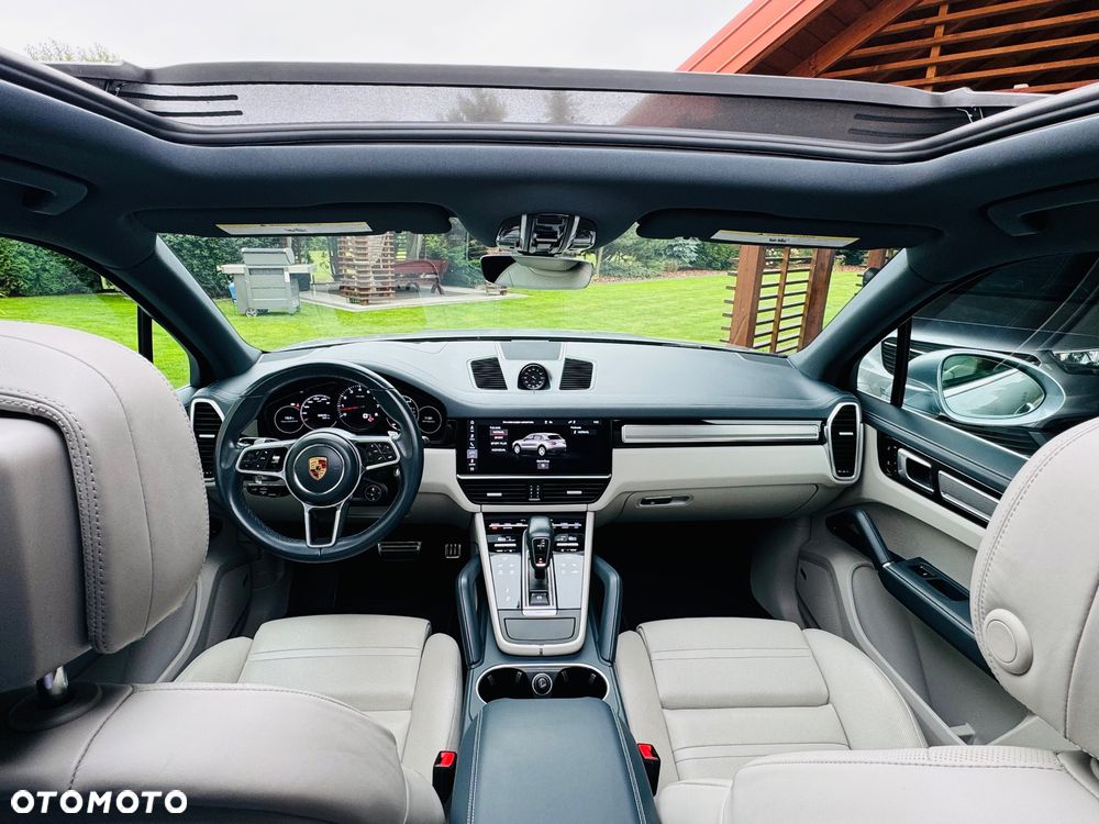 Porsche Cayenne S - 28