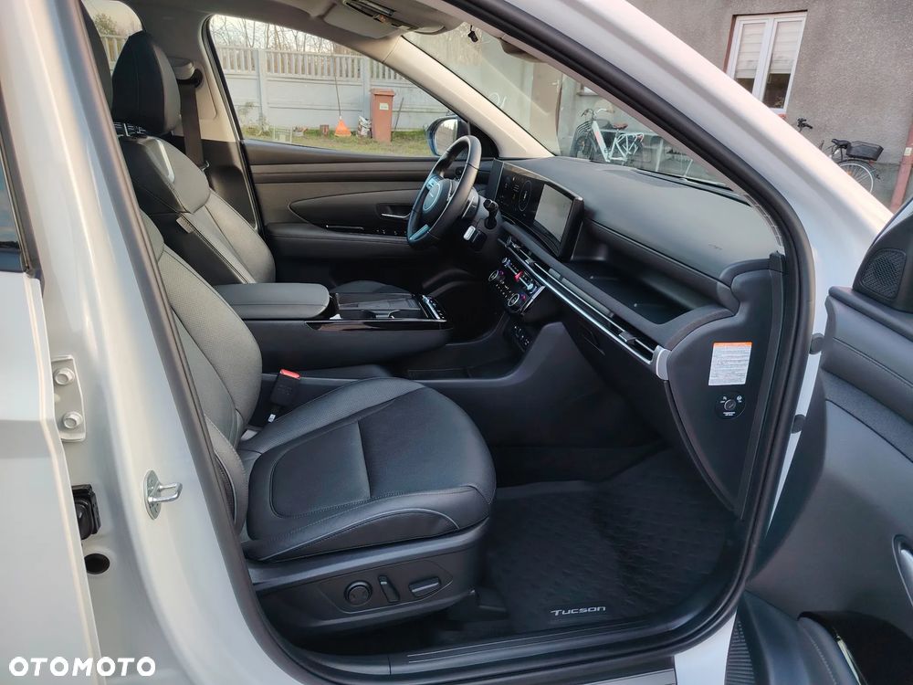 Hyundai Tucson 1.6 T-GDi HEV Platinum 4WD - 28