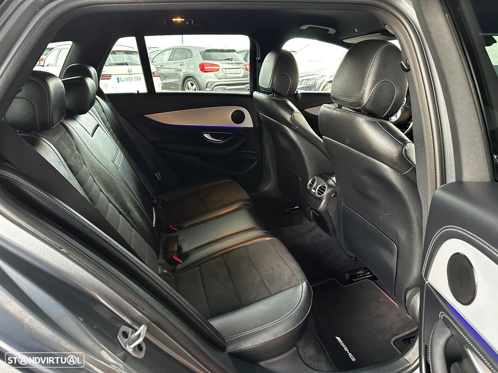 Mercedes-Benz E 300 de AMG Line - 58