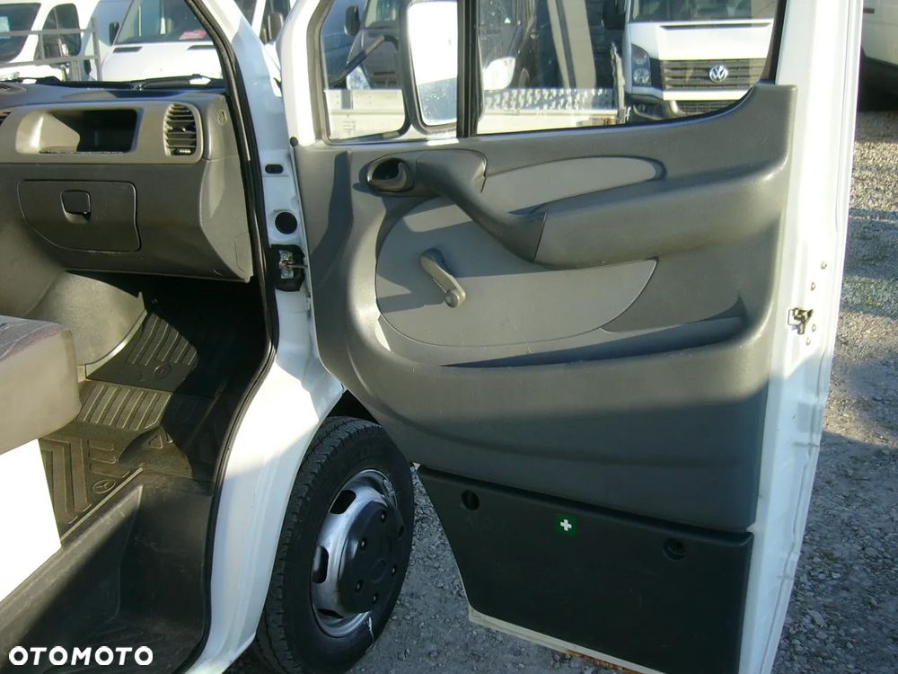 Mercedes-Benz Sprinter 411 Cdi Dmc 3,5 t Skrzynia 5 x 2,2 x 0,55 m - 17