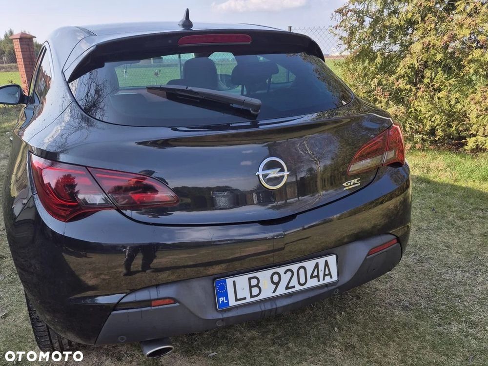 Opel Astra 1.6 Turbo Sport - 9