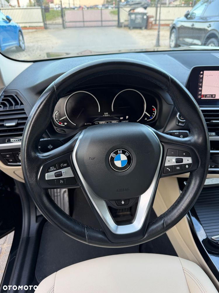 BMW X3 xDrive20i sport - 14